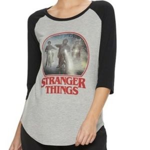 Stranger Things 'Search for Will' T-Shirt Gray w/ Black 3/4 Sleeve Size Small